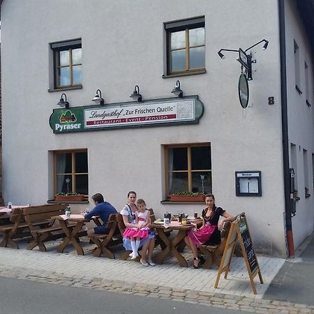 Zur Frischen Quelle Hotel Oberasbach Eksteriør billede